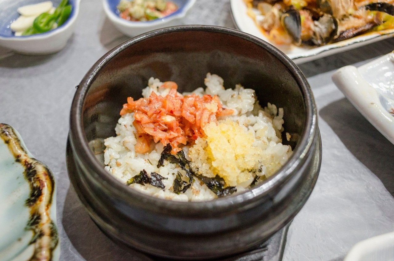 혼자 밥 먹는 꿈 해몽 1